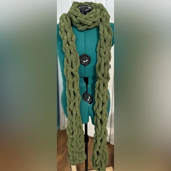 Handmade Hand Crafted Oversized Knit Scarf Olive - Picture 2 of 2